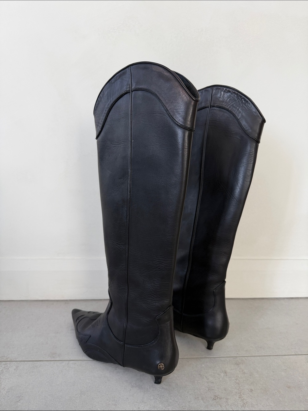 ANINE BING Black Leather Knee-High Pointed-Toe Women's Boots - Picture 7 of 13